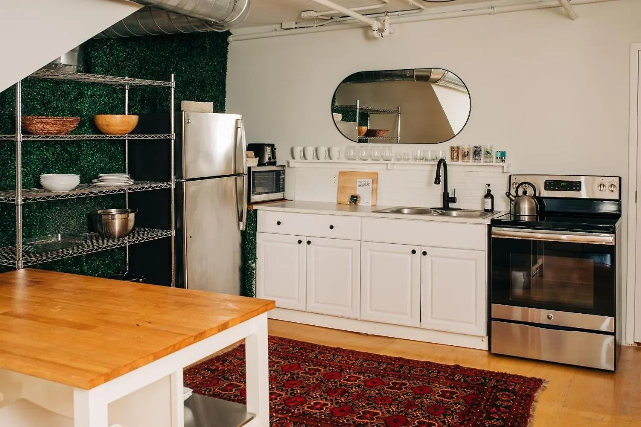 Stellar Suites Louisville Hotel